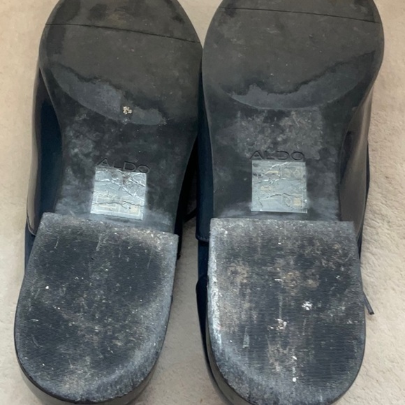 Navy Blue Patent Leather Oxford Shoes - Picture 8 of 10